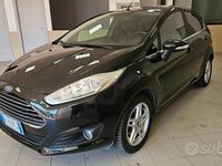 Usata Ford Fiesta Titanium 75 CV (55 kW) 2013 Nero Utilitaria