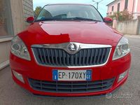 Usata Skoda Roomster 75 CV (55 kW) 2013 Rosso Monovolume