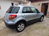 Usata Fiat Sedici 120 CV (88 kW) 2007 Grigio SUV