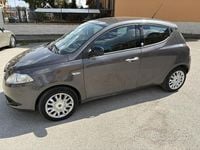 Usata Lancia Ypsilon 69 CV (50 kW) 2013 Grigio Utilitaria