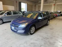 Usata Opel Astra Club 105 CV (77 kW) 2005 Blu Station wagon
