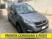 Usata Peugeot TePee Active 99 CV (72 kW) 2017 Grigio Station wagon