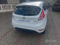 Usata Ford Fiesta 75 CV (55 kW) 2016 Bianco Berlina