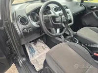 Usata Seat Altea 105 CV (77 kW) 2012 Grigio Monovolume