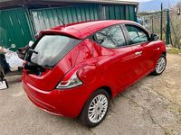 Usata Lancia Ypsilon 95 CV (69 kW) 2016 Rosso Utilitaria