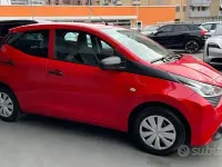 Usata Toyota Aygo Connect Style 72 CV (52 kW) 2021 Utilitaria
