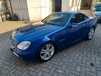 Usata Mercedes SLK200 163 CV (119 kW) 2003 Blu Cabrio