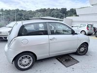 Usata Lancia Ypsilon 70 CV (51 kW) 2004 Grigio Utilitaria