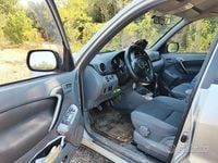 Usata Toyota RAV4 128 CV (94 kW) 2003 Grigio SUV