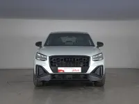 Nuova Audi Q2 2026 Argento cavo metallizzato SUV