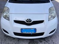 usata Toyota Yaris YarisII 2005 5p 1.0 Now c/vsc+trc