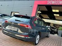 Usata VW Golf VIII Life 131 CV (96 kW) 2021 Grigio Station wagon