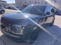 Usata Land Rover Range Rover 249 CV (183 kW) 2023 British racing green SUV