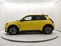 Nuova Renault 5 E-Tech Urban 89 kW (122 CV) 2026 Giallo