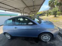 Usata Lancia Ypsilon 69 CV (50 kW) 2009 Blu Utilitaria