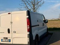 Usata Nissan Primastar 115 CV (84 kW) 2011 Bianco Monovolume