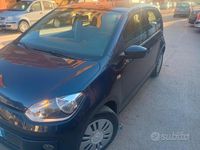 Usata VW up! 67 CV (49 kW) 2014 Blu Utilitaria