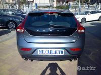 Usata Volvo V40 CC 120 CV (88 kW) 2018 Grigio Station wagon