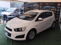 Usata Chevrolet Aveo LT 75 CV (55 kW) 2013 Bianco Berlina