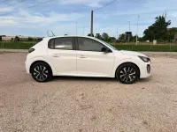 Usata Peugeot 208 Active 101 CV (74 kW) 2024 Bianco Utilitaria
