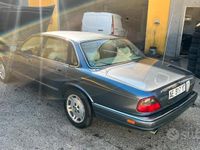 Usata Jaguar XJ6 211 CV (155 kW) 1995 Grigio Berlina