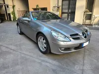 Usata Mercedes SLK200 163 CV (119 kW) 2004 Grigio Cabrio