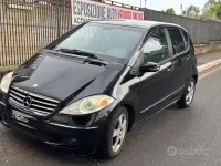 Usata Mercedes A180 Elegance 82 CV (60 kW) 2008 Nero Berlina