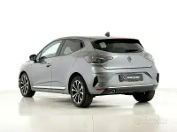 Usata Renault Clio V Techno 91 CV (66 kW) 2025 Grigio Berlina
