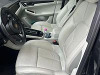 Usata Porsche Macan Turbo 265 CV (194 kW) 2022 Nero SUV