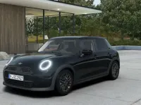 Nuova Mini Cooper Classic 114 kW (156 CV) 2026 Nero Utilitaria