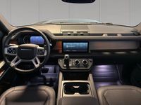Usata Land Rover Defender SE 200 CV (147 kW) 2023 Santorini black SUV