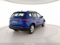 Nuova Skoda Karoq Selection 116 CV (85 kW) 2025 Blu metallizzato SUV