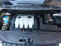 Usata VW Touran 105 CV (77 kW) 2005 Grigio Monovolume