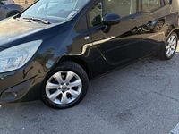 Usata Opel Meriva 120 CV (88 kW) 2013 Nero Monovolume