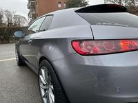 Usata Alfa Romeo Brera 185 CV (136 kW) 2006 Grigio Coupé