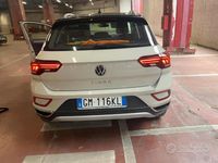 Usata VW T-Roc Style 110 CV (80 kW) 2023 Beige SUV