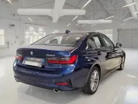 Usata BMW 320 Advantage 190 CV (139 kW) 2019 Blu Berlina