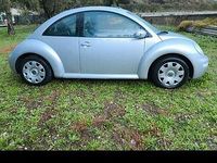 Usata VW New Beetle 102 CV (75 kW) 2005 Grigio Utilitaria