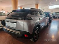 Usata Peugeot 2008 Allure 101 CV (74 kW) 2024 Grigio SUV