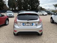 Second-hand Ford Fiesta Titanium 75 CP (55 kW) 2014 Gri Hatchback