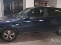 Usata Alfa Romeo 147 150 CV (110 kW) 2007 Blu Utilitaria