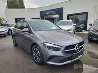 Usata Mercedes B180 Business 116 CV (85 kW) 2023 Grigio scuro metallizzato Monovolume