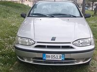 Usata Fiat Palio 68 CV (50 kW) 2000 Grigio Berlina