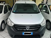 Gebraucht Dacia Dokker 75 PS (55 kW) 2017 Weiß Van / Kleinbus
