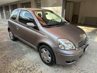 Usata Toyota Yaris Sol 65 CV (47 kW) 2005 Utilitaria