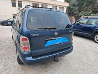 Usata Hyundai Trajet 2004 Blu Monovolume
