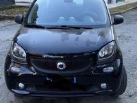 Usata Smart ForFour 71 CV (52 kW) 2017 Nero Utilitaria