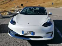 Usata Tesla Model 3 152 kW (208 CV) 2021 Bianco Berlina