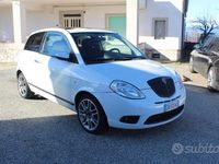 Usata Lancia Ypsilon 90 CV (66 kW) 2009 Bianco Utilitaria