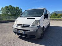 Usata Opel Vivaro 102 CV (75 kW) 2002 Bianco Monovolume